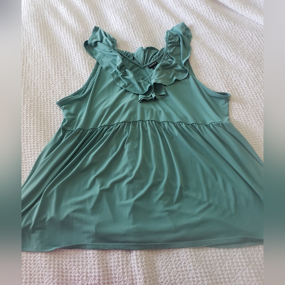 Torrid green tank top